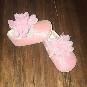 SoDorable Baby Shoes (size 6-12m)